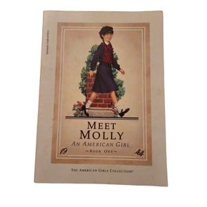 Vintage American Girl book Meet Molly